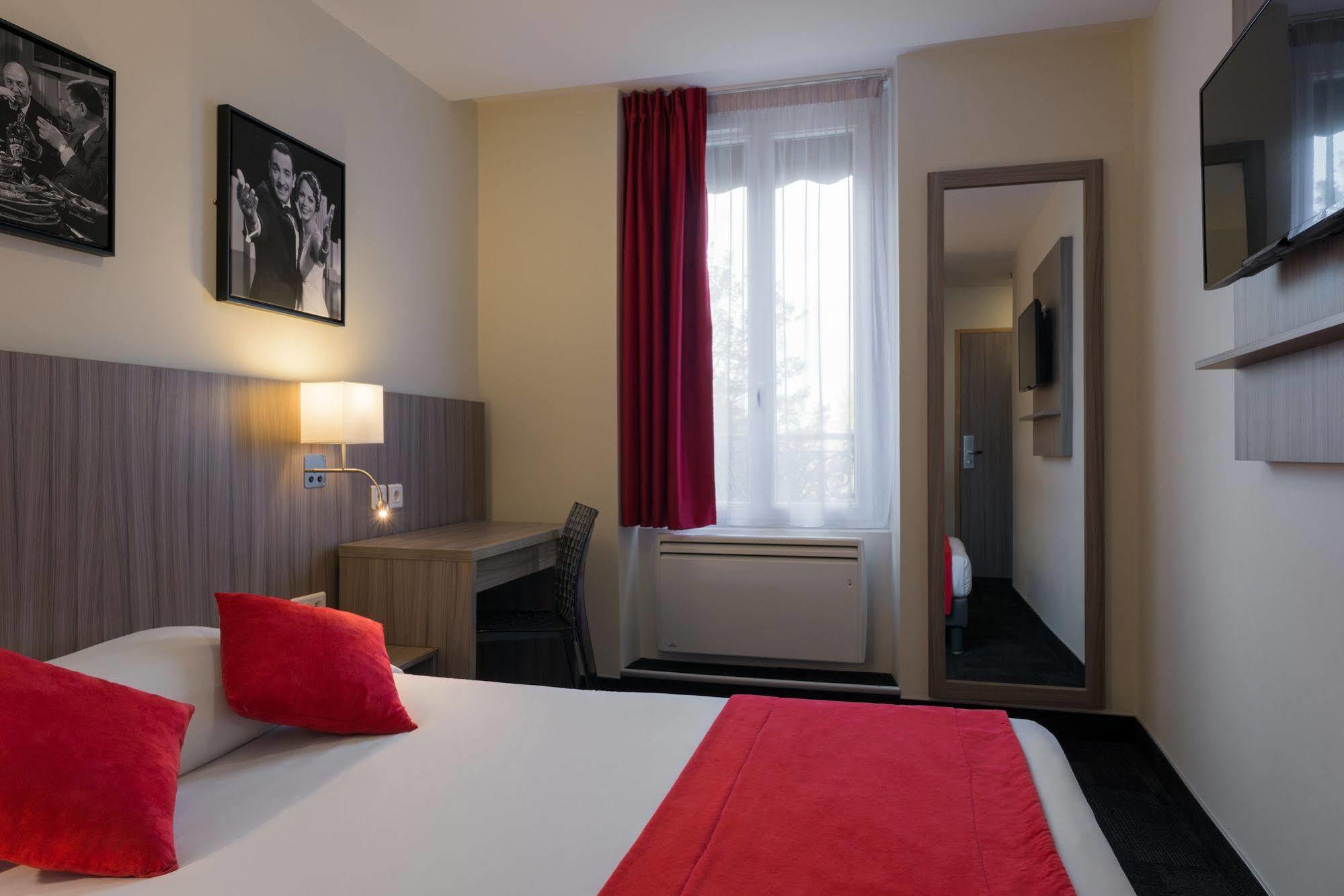 Reims Hotel Париж Екстериор снимка